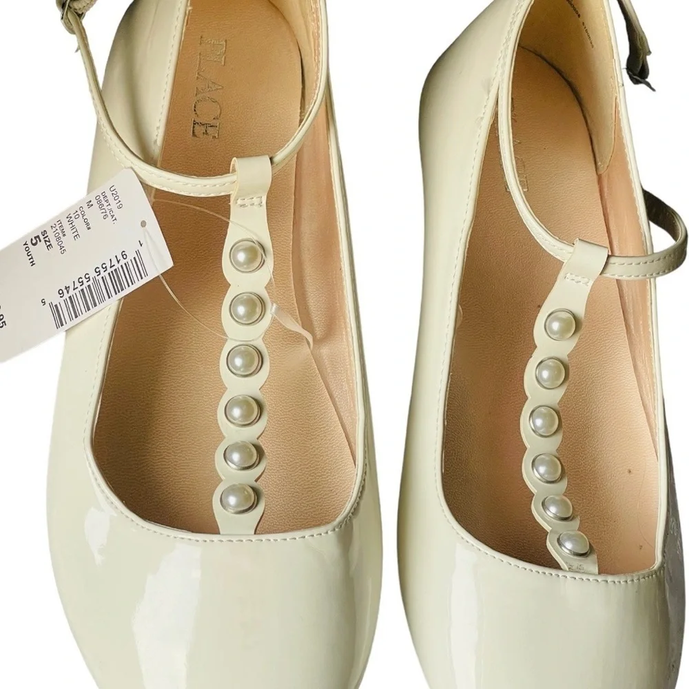 Children’s place white shoes with breaded faux pearl t-strap